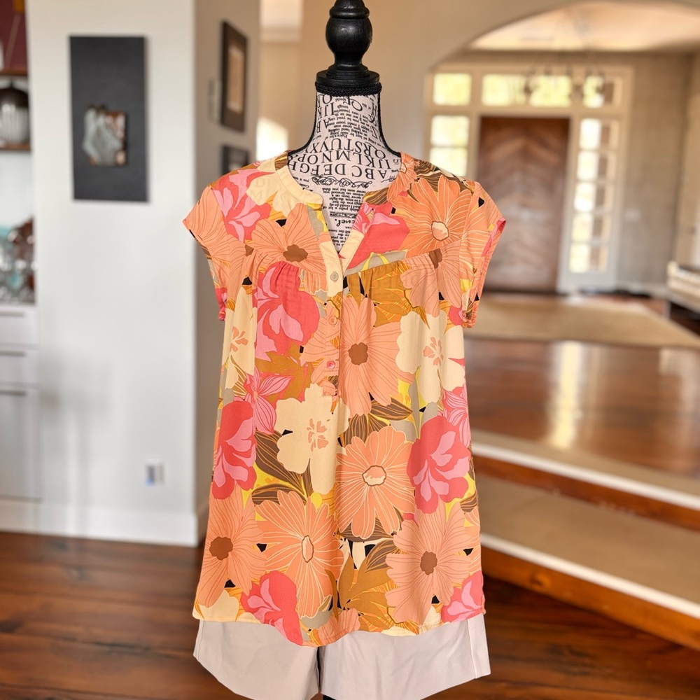 DR2 Floral Women's Top - Multicolor NWT Size S